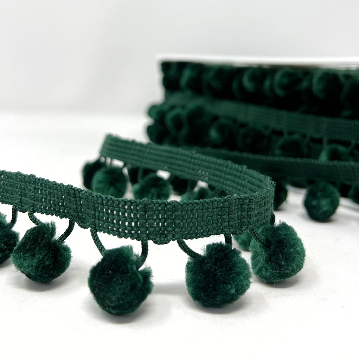 Pom Pom Trim 28mm - Bottle