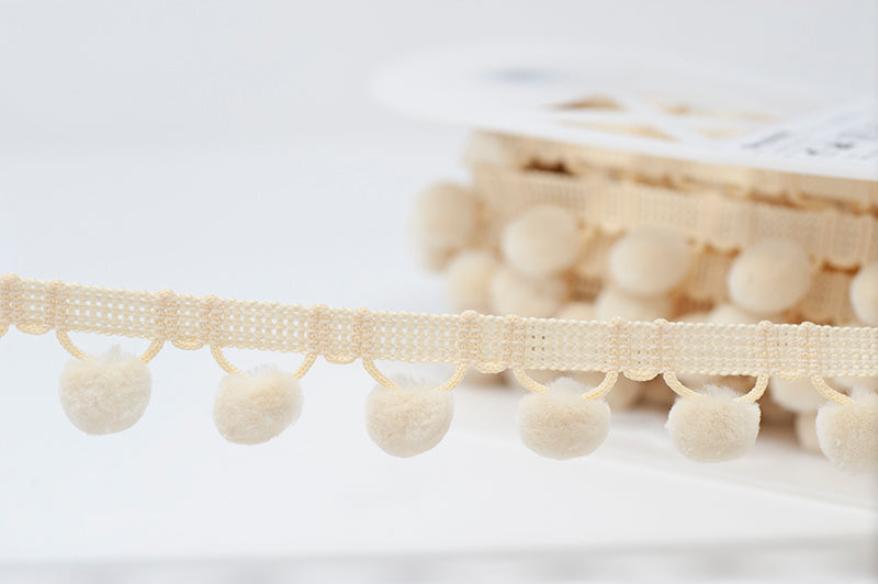 Pom Pom Trim 28mm - Cream