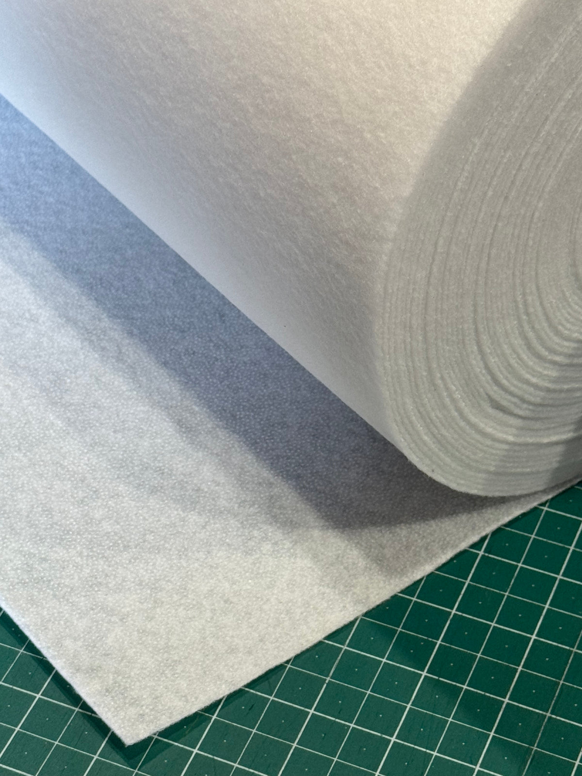 1m Compact Iron-On Fleece | White - SOFT