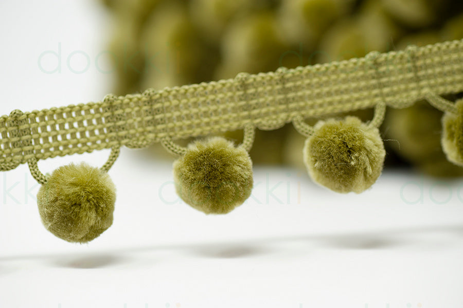 Pom Pom Trim 28mm - Pistachio