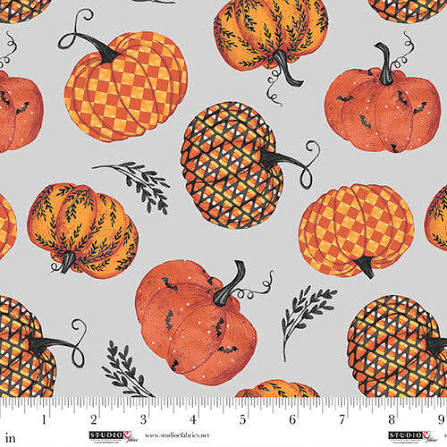 Studio E | Paranormal Parade | Pumpkins - light £12pm