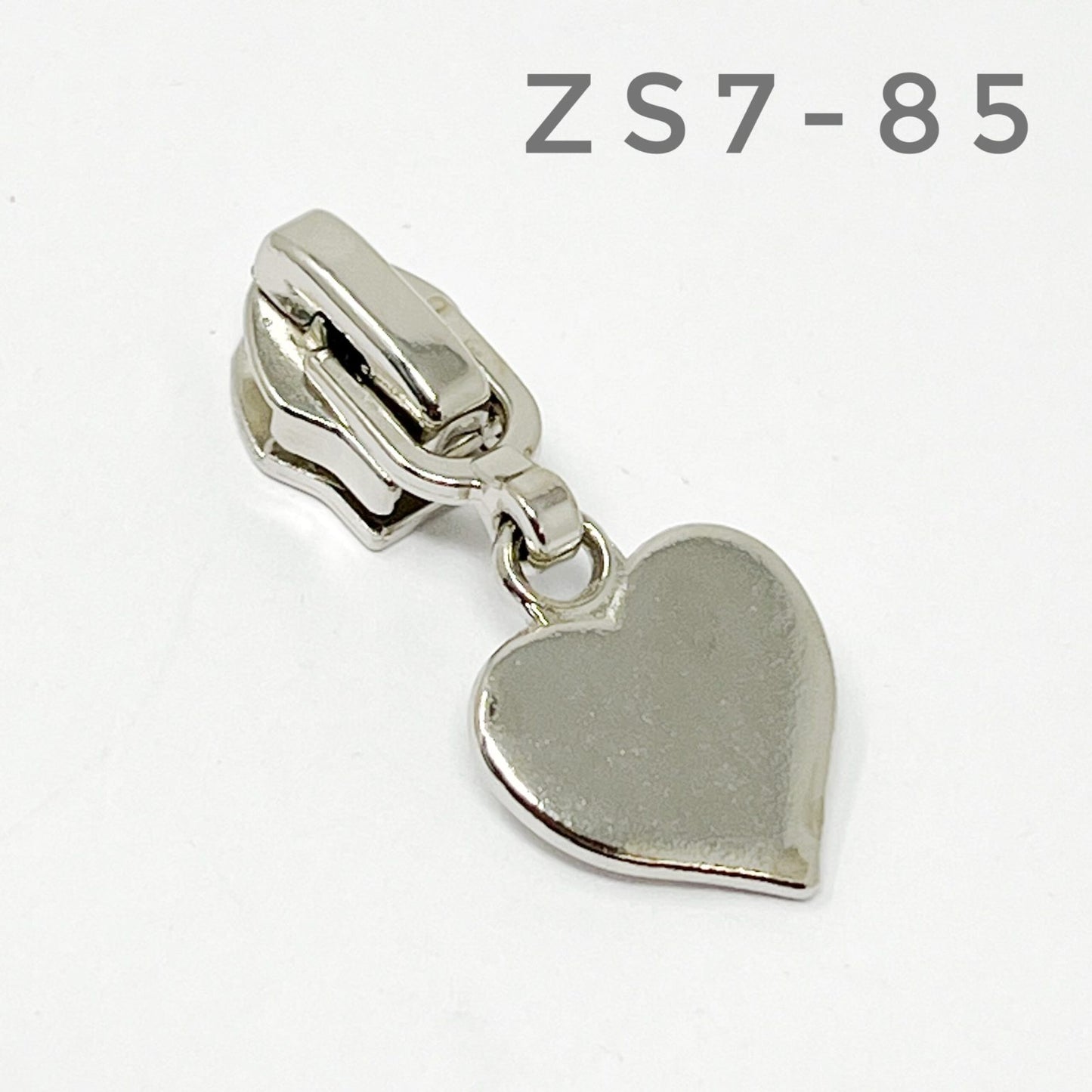 S7 No.5 Deluxe Heart Zip Slider in Silver. ZS7-85